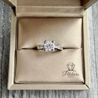 ราคา แหวนเพชรโมอีส 1 กะรัต ชูหัวเพชร ชุบทองคำขาว พร้อมใบเซอร์ (27711126791)