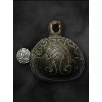 ราคา กระพรวนสำริดเก่า อายุหลายสิบปี เนื้อดีแน่นหนา สำหรับสะสม กระพรวนโบราณ กระพรวนทองเหลือง กระดิ่งวัว กระดิ่งควาย ของเก่า (26016521328)