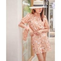 ราคา Labelle Clothing Brand - Ivy Set ชุดเซ็ต เสื้อแขนตุ๊กตา กางเกงขาสั้น ลายดอก สีพีช พร้อมเข็มขัด (8167274542)