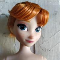 ราคา ตุ๊กตาบาร์บี้เจ้าหญิงอานนาคลาสสิคดอลล์ ร้องเพลงแท้ Disney Princess classic doll queen Anna Barbie singing doll (6816786145)