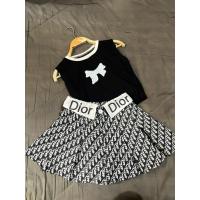 ราคา ชุดเซ็ตกระโปรงDiorมือสอง (41804031133)