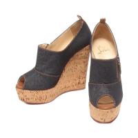 ราคา Christian Louboutin pumps Women's Wedge Sole Direct from Japan Secondhand (29756458302)