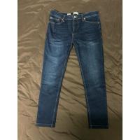 ราคา กางเกงยีนส์ ขายาว ทรง Skinny ยี่ห้อ Topman รอบเอว32“ มือสอง (25682880799)