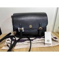 ราคา New!! Tory Burch Robinson Messenger Black (23107630431)
