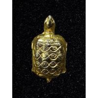 ราคา พญาเต่าเรือน หลวงพ่อทรัพย์ วัดตลุก จ.ชัยนาท ปี 2521 เนื้อกะไหล่ทอง (22529911964)