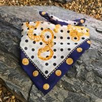 ราคา ผ้าพันคอ ผ้าเช็ดหน้า CELINE สวยมากกกก หายากกกกกค่ะ ♥️ Size 18“ พันคอ ผูกคอ เกร๋สุดๆ แท้Rare item (46551119667)