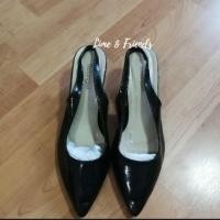 ราคา รองเท้าส้นสูงหัวแหลมรัดส้น Belongse ราคารวมส่ง (2023114650)