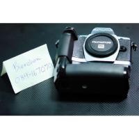 ราคา Body​ Olympus​ EM5​+Grip​ HLD6/ช่องมองภาพ​ VF4 (8228178109)