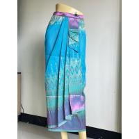 ราคา ผ้าถุงเย็บสำเร็จ แบบป้ายติดตะขอ ไหมกาบแก้ว ทรงพัดย้วย สีฟ้าพาสเทล (42900483517)