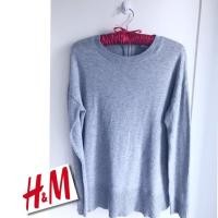ราคา H&M เสื้อสเวตเตอร์ Sweater Wool มือสองสภาพดีไม่มีตำหนิ เนื้อผ้าขนแกะ เนื้อนุ่ม Size EU XS oversize ขอส่งต่อราคาถูก (612432849)