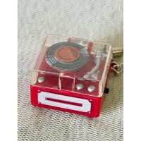 ราคา มือสอง (ตำหนิ) กาชาปอง พกจ. เครื่องเสียงเล่นแผ่นจิ๋ว ใช้งานจริงไม่ได้นะคะ ขนาด 4 ซม. (40973771380)