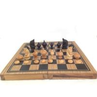 ราคา ชุดหมากรุกไทยตัวหมากไม้สักและไม้ยางพารามาตรฐานพร้อมกระดานพับแบบพกพา (7018535997)