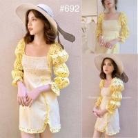 ราคา มินิเดรสสั้น แต่งแขนทรงตุ๊กตาผ้าลูกไม้ฉลุสีเหลืองน่ารักมากกกๆ ด้านหน้ากระโปรงแวกนิดๆ (2859079733)