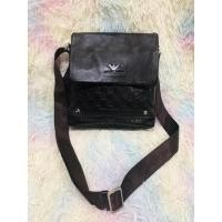 ราคา คอสบอดีชาย หนังแท้ Armani (18569069968)