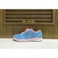 ราคา รองเท้าวิ่ง Asics 38 Asics Running ของแท้ มือสอง (2303917177)