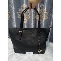 ราคา กระเป๋า Michael kors มือสองของแท้ , Tote Michael kors ของแท้ (11961506816)