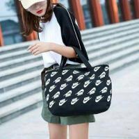 ราคา กระเป๋าสะพายข้างได้ สะพายไหล่ได้ ไนกี้ (1820860955)