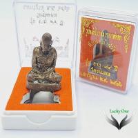 ราคา รูปหล่อโบราณ พระเครื่อง จี้พระ หลวงพ่อทบ ธัมมปัญโญ พิมพ์หน้าฝรั่ง รุ่นอายุ 94 ปี วัดชนแดน จ.เพชรบูรณ์ พ.ศ. 2516 พร้อมกล (25990625811)