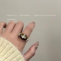 ราคา ,,ใหม่ Vivienne Westwood Saturn แหวนนิ้วชี้ หรูหรา เข้ากับทุกการแต่งกาย แฟชั่นสําหรับผู้หญิง (26564218257)