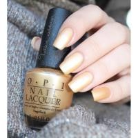 ราคา พร้อมส่ง OPI สี Rollin'in Cashmere (HRF39) สีทองสว่างนวลๆ มีชิมเมอร์ละเอียดๆ สวยค่า Gwen Stefani Collection แท้ 100% (13205771004)