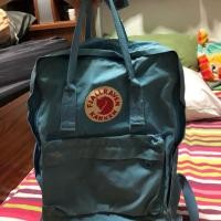 ราคา Fjallraven kanken ขนาดคลาสสิค แท้100% มือ2 ซื้อมา4,500ส่งต่อถูกๆค่ะ (1615606370)