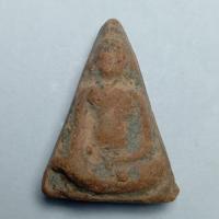 ราคา 3999 พระนางพญา เนื้อดิน พระกรุเก่า พระแท้ ตรงรูป (47600725198)