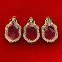 ราคา กรอบพระ กรอบชุบทอง ลงยา,ฝังเพชร ใส่เหรียญเสมา เสมาหลวงปู่ทิม| ขนาดหน้าจอกระจก สูง 4.3 x กว้าง 2.9 cm (41100981791)