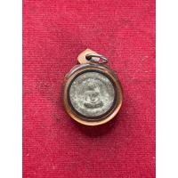 ราคา หลวงปู่โต๊ะ หลวงปู่โต๊ะ วัดประดู่ฉิมพลี พระผงจันทร์ลอย เนื้อเกสร ปี 2518 ขอบตั้ง พร้อมเลี่ยม มีบริการเก็บเงินปลายทาง (24184241347)