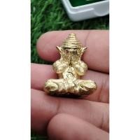 ราคา หลวงปู่อิ่ม พระปิดตา นะกระสุนคต" หรือบางคนก็เรียกปิดตาหัวกระสุนปู่อิ่มเนื้อทองฝาบาตร พระแท้100% (27653431718)