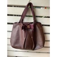 ราคา กระเป๋า ferragamo ทรงtoteชอปปิ้ง ขนาด12นิ้ว (9266343761)