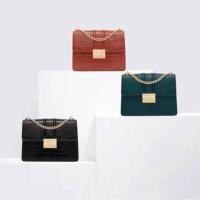 ราคา Charles & Keith แท้ 100% Croc Textured Front Flap Push Lock Chain Strap Shoulder Bag (5515624481)