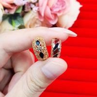 ราคา ต่างหูห่วงลงยา สีนาก ต่างหูแฟชั่น ต่างหูทอง ทองไมครอน ทองชุบ ดีไซน์เรียบหรู ใช้ได้ทุกโอกาส เหมือนทองแท้ ใส่อาบน้ำได้ (10674690690)