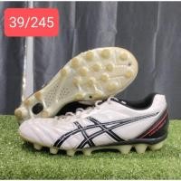 ราคา รองเท้าสตั๊ดมือสองสภาพนางฟ้า (28662921527)