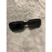 ราคา แว่นตากรอบดำเลนส์ดำแฟชั่น!มือสอง! (29074551406)