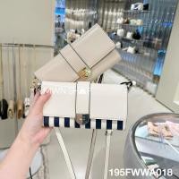 ราคา Lyn กระเป๋าสตางค์ มีโค้ดลด30% wonder long woc กระเป๋าใบยาว สะพายข้าง ของแท้จากชอป (44461829881)