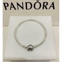 ราคา ราคาเต็ม 3,500 Pandora moment silver bracelet with heart clasp 18cm รวมกล่อง ของแท้100% (24532414742)