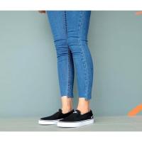 ราคา Nike toki slip-on แท้ (สิ้นค้ามือสองสภาพ97%) (7711207687)