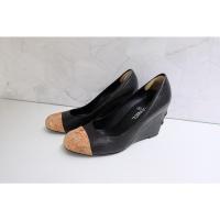 ราคา SH2337 : Used chanel shoes two tone size 38.5 นิ้ว (12861521203)
