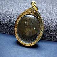 ราคา จี้พระ หลวงปู่ฝั้น อาจาโร เหรียญรุ่นแรก วัดป่าถ้ำขาม ปี 2507 ศิษย์ ทอ สร้างถวาย [มงคลของเล็กๆ] (27327751588)