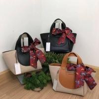 ราคา Charles & Keith Printed bow trapeze bag. กระเป๋าทรงสวย (5508988167)