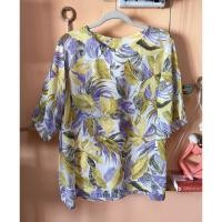 ราคา ส่งต่อ ของใหม่ เสื้อแขนสั้น คอกว้าง ผ้าชีฟอง ผ้าบาง ใส่สบาย พริ้ว สีขาว ลายใบไม้ ดอกไม้สีเหลือง ม่วง สงกรานต์ มือสอง (29279656018)