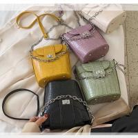 ราคา กระเป๋าสะพายข้างผู้หญิงกระเป๋าถังลายจระเข้นําเข้ากระเป๋าสะพายข้างเด็กผู้หญิง (43055731764)