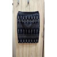 ราคา กระโปรงทำงานผ้ายืดทรงเอพิมพ์ลายไทยสีดำ (22110089860)