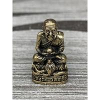 ราคา พระพุทธรูป สมเด็จพระเจ้าพะโคะ จี้หลวงปู่ทวด หลวงปู่ทวด พระเกจิอาจารย์ ทองเหลืองรมดำ (2058572650)