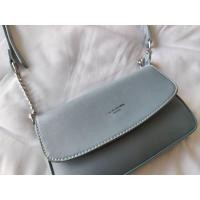 ราคา กระเป๋าสะพายขDavid Jones สีฟ้า มือสอง สวยมาก (41252283136)