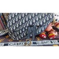 ราคา กระเป๋าดิออร์อานม้าผ้าทอสีน้ำเงืนกรมท่ามือสอง (20653619239)