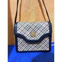 ราคา Preloved Sling bag แบรนด์ daks (19276373280)