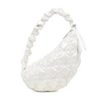 ราคา [NEW พร้อมส่ง] กระเป๋า Carlyn Cozy Glow สี Pearl White แท้ % (24456574137)