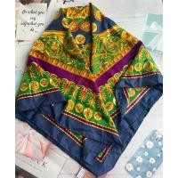 ราคา Celine silk scraf ผ้าพันคอ ผ้าคลุมไหล่ผ้าไหม 85x85cm มือสองสภาพใหม่สะอาด (42307428628)