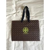 ราคา ถุงกระดาษ Tory burch ของแท้จาก shop อังกฤษ (3773732827)
